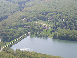 Luftbild vom Damm